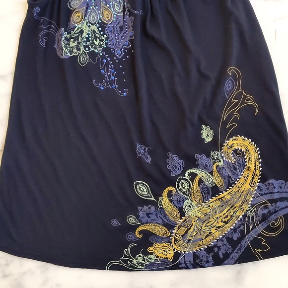 Express Long and Loose Fit Tank Top w/multi color crystals and sparkling  design - Picture 5 of 5